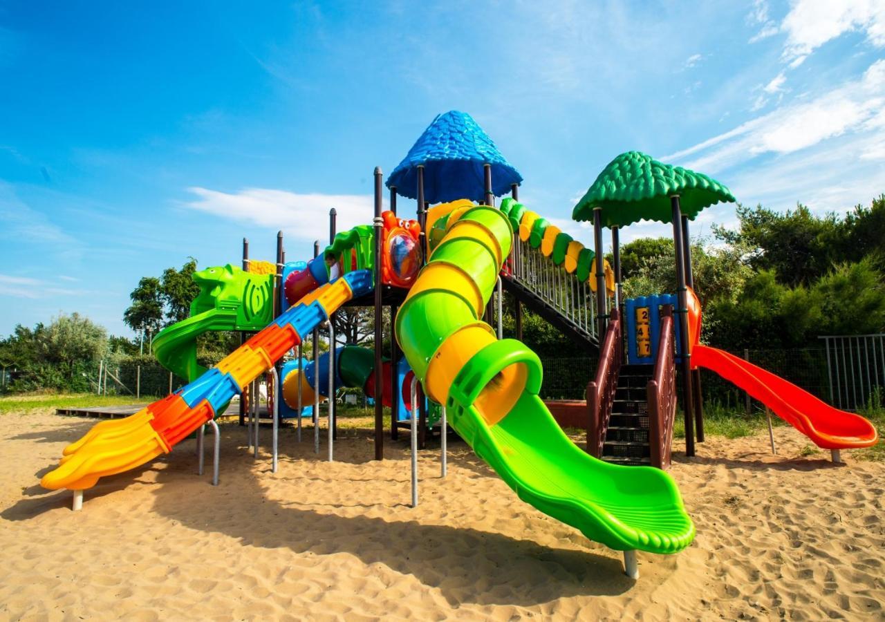 Villa Al Mare Camping - 4 Stelle Кавалино-Трепорти Екстериор снимка