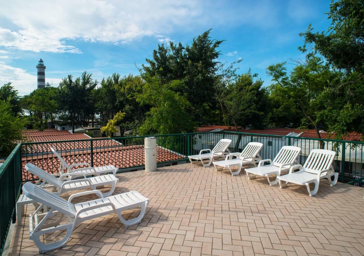Villa Al Mare Camping - 4 Stelle Кавалино-Трепорти Екстериор снимка
