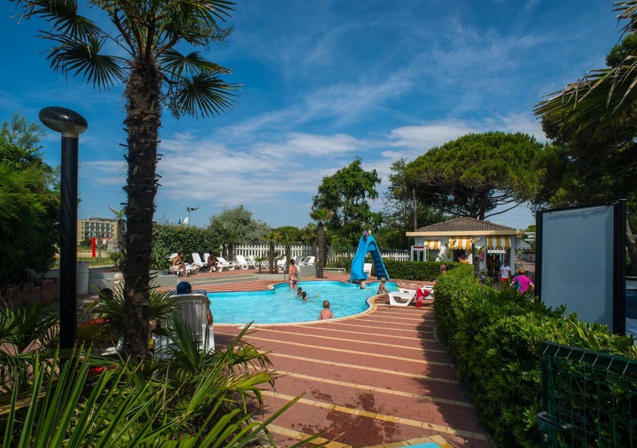 Villa Al Mare Camping - 4 Stelle Кавалино-Трепорти Екстериор снимка